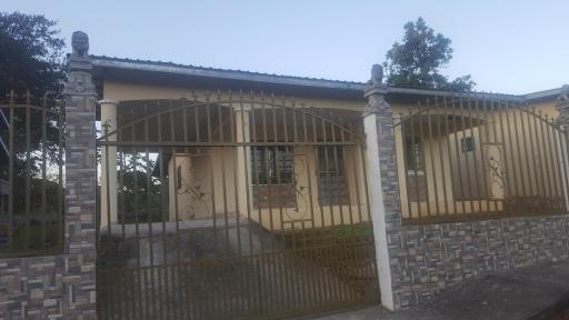 Raquel House - Housity