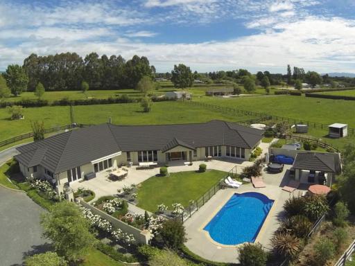 Grasslands Bed & Breakfast - Housity