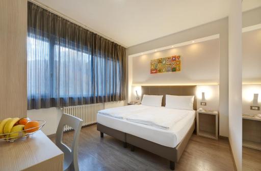 Hotel Ariston - Housity