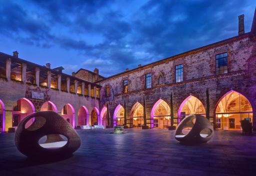 Castello Visconteo - Housity