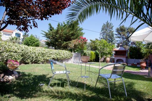 Apartments Eleni 4 Seasons - Housity