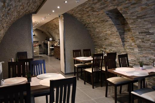 Hotel Myrsini - Housity