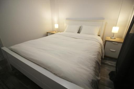 Yannis Apartments - Stylish Stay with High-Speed Wi-Fi - Housity