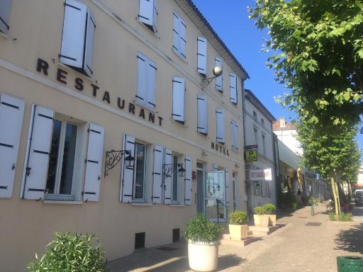 Hôtel Restaurant La Boule d'Or - Housity