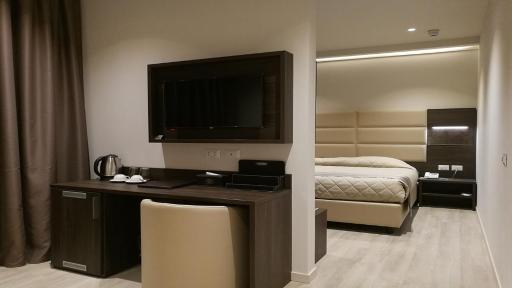 PRATO LUXURY HOTEL - Housity