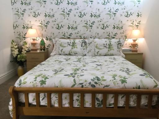 Pilkingtons Guest House Accrington - Housity