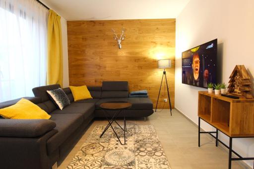 Apartamenty 11-go 26 i 22 Listopada by Royal Aparts - Housity