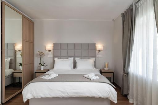 Porto Vecchio Luxury Suites - Housity