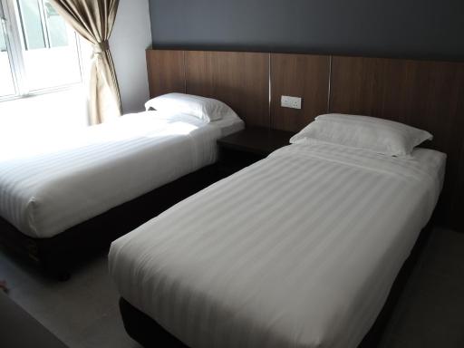 HOTEL SUKARAMAI - Housity