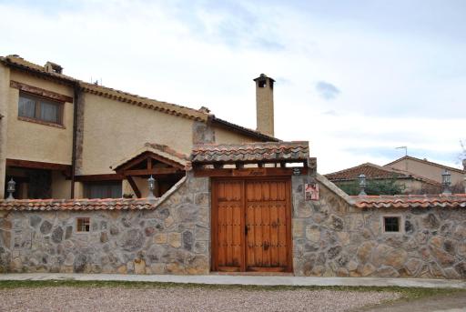 Casa Rural Abuelo Regino - Housity