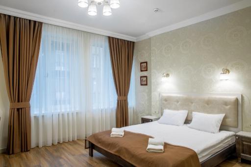 Mini Hotel Barvy Lvova on Hnatyuka St. - Housity