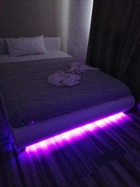 Bed and Breakfast Mezzanotte - Housity