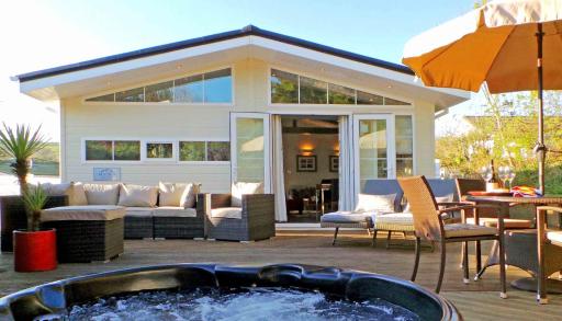 Chalet M6, The Warren, Abersoch - Housity