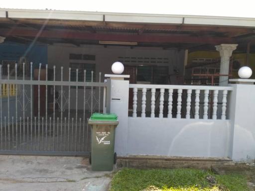 Homestay Sri Awana - Housity