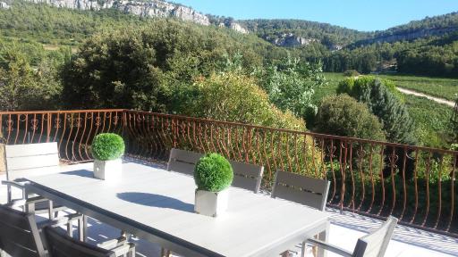 L'Angeannie - Housity