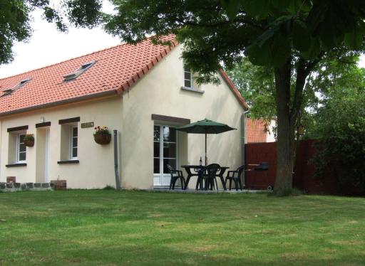 Coury House, Chavasse Farm, Somme - Housity
