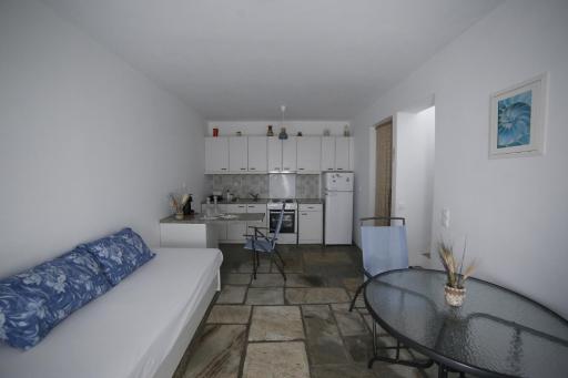 Serenity Kythnos - Housity