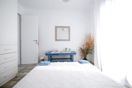 Serenity Kythnos - Housity