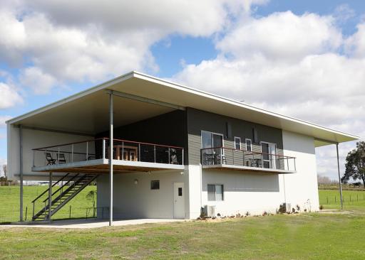 Lot113 Vineyard Accommodation - Housity