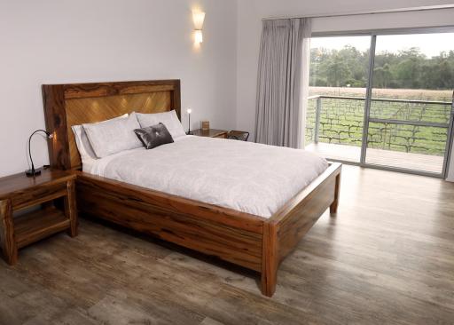 Lot113 Vineyard Accommodation - Housity