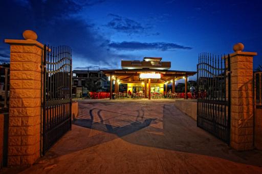 Don Antonio Residence - Housity
