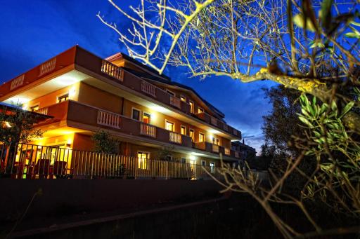 Don Antonio Residence - Housity