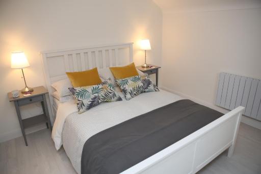 East Bridge Apartments - Housity