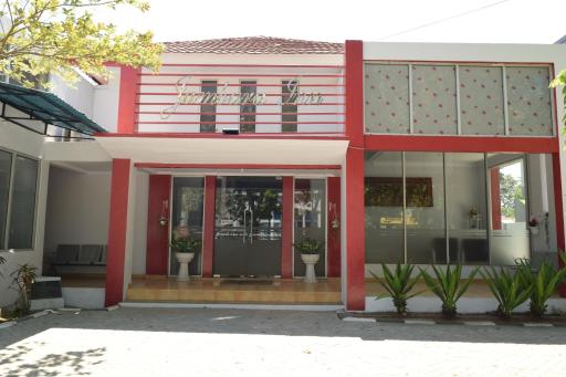 Jambura Inn - Housity