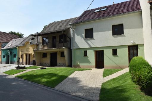 Za kapličků - Housity