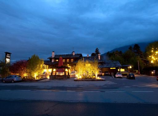 Hotel Village - Housity