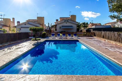Casa Montse Barà - Housity