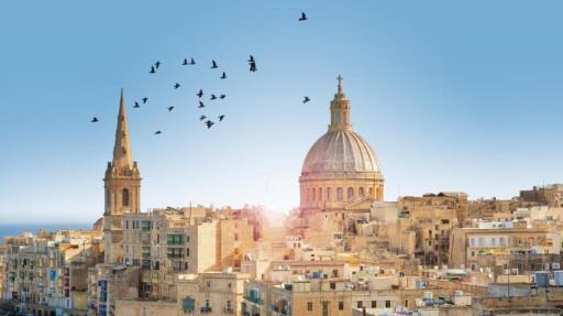 Most Central Apartment Valletta, Renaissance building - Housity