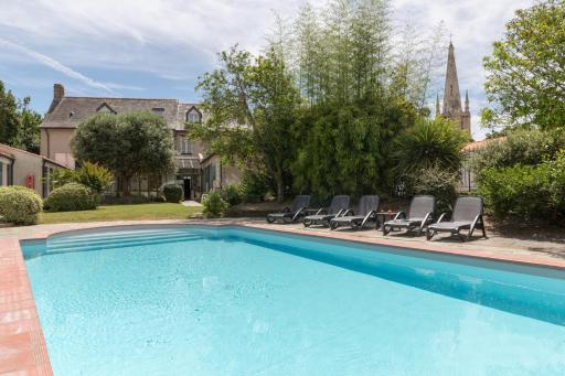 Domaine Le Martinet, The Originals Relais (Relais du Silence) - Housity