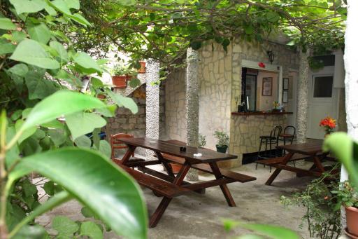 Apartments Nikolla - Housity
