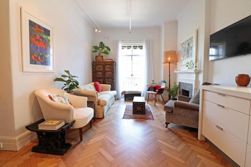 Alcaston House - Parliament House 300m, WiFi, Netflix - Housity