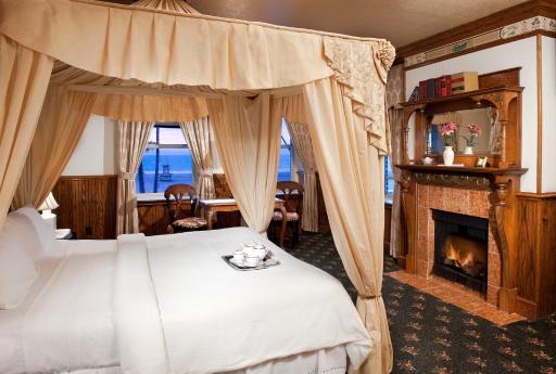 Doryman's Oceanfront Inn - Housity