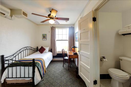 Hotel Congress - Housity