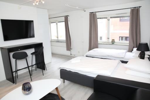Fastliving Apartment Hotel - Housity
