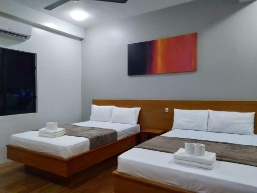 Sea View Resort - Housity