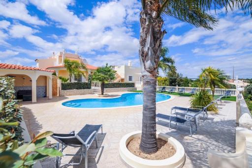 Villa Paraiso - Luxury villa perfect for families! - Housity