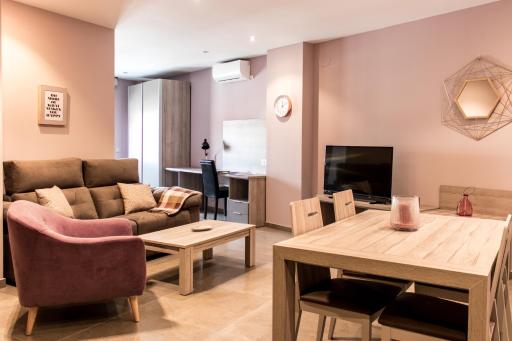 ESTUDIOS DOÑA MANUELA - Housity