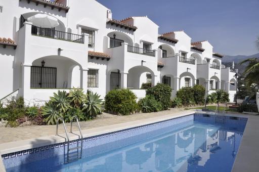 Nerjavacaciones - El Califa - Housity