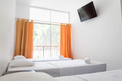 Victoria Imperial Hotel - Housity