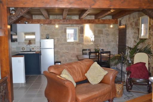 Henrietta's - Housity