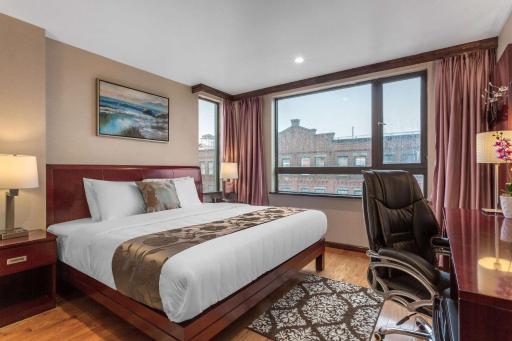 The L Hotel - Housity