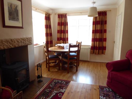 Stable Cottage - Housity