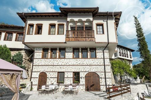 Manoleva House - Housity