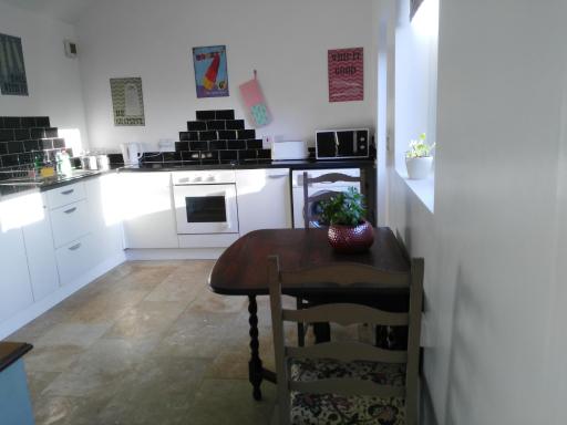 Garden Cottage - Housity