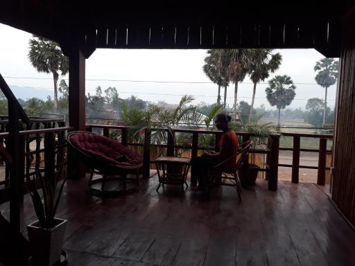 Sunshine Hotel Kampot - Hizvo