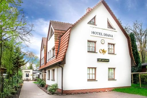 Hotel Diana - Housity
